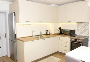 Modern Bright Apartment Close to City Center and Grand MALL